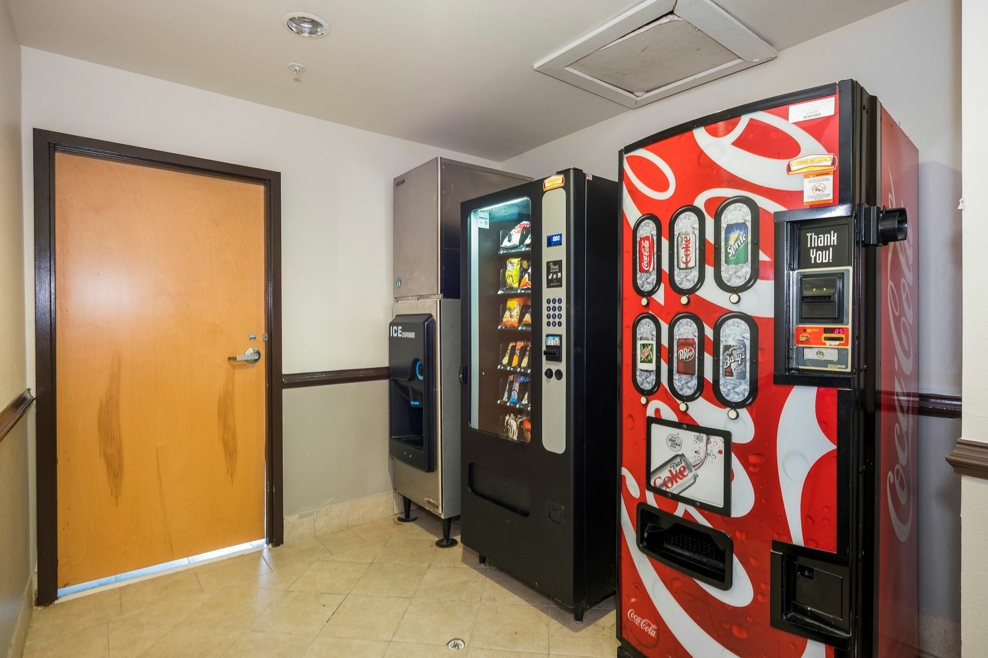 Red Roof Inn & Suites Biloxi - Ocean Springs Buitenkant foto