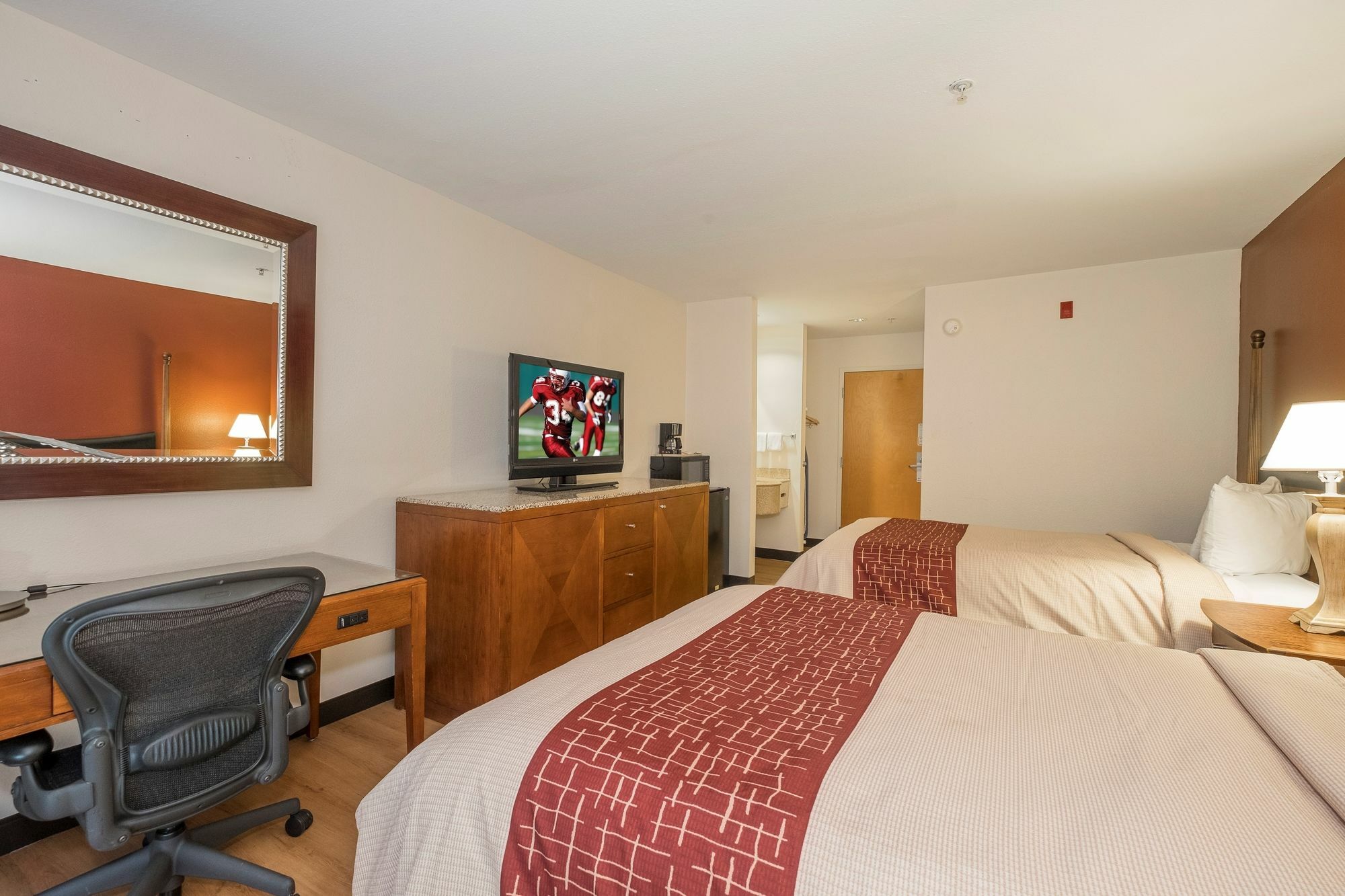 Red Roof Inn & Suites Biloxi - Ocean Springs Buitenkant foto