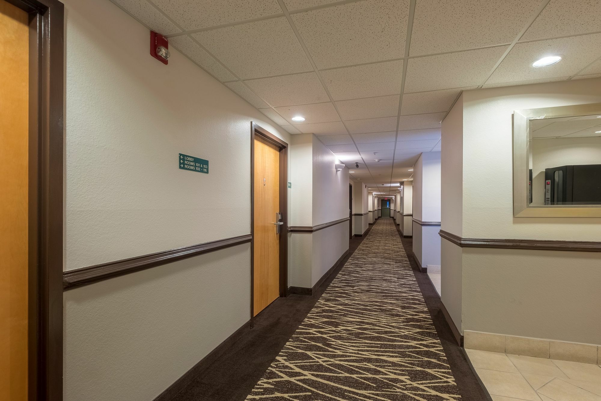 Red Roof Inn & Suites Biloxi - Ocean Springs Buitenkant foto