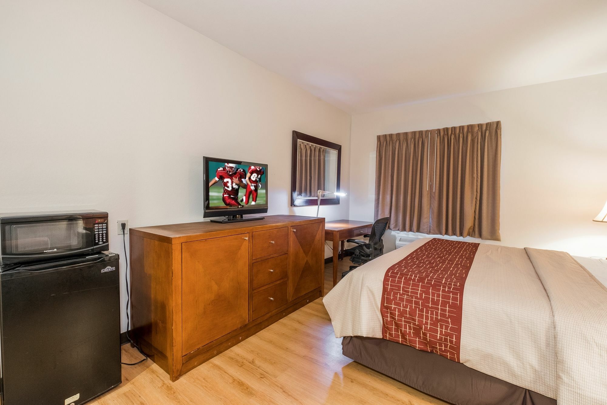 Red Roof Inn & Suites Biloxi - Ocean Springs Buitenkant foto